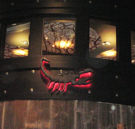 Scorpion Bar Halo Sign